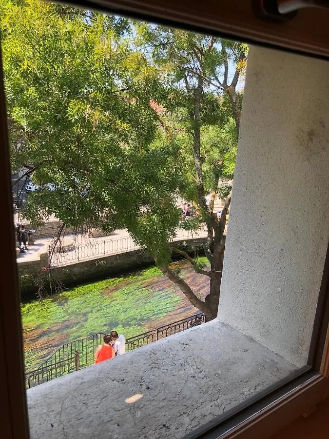 Le Loft Sur Les Quais Apartment L'Isle-sur-la-Sorgue